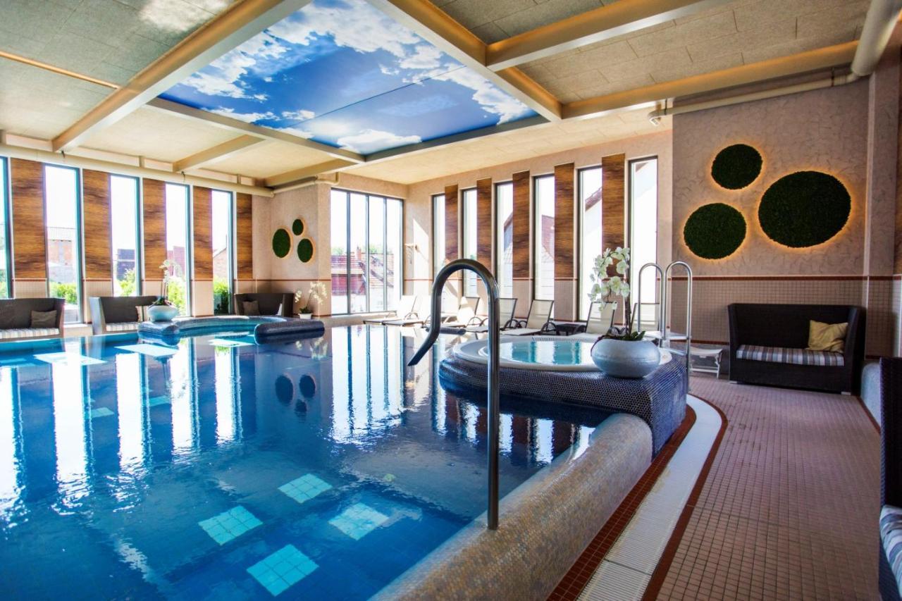 Goebels Schlosshotel "Prinz Von Hessen" Friedewald  Exteriör bild